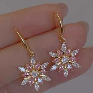 Simple And Cute Dangly Earrings